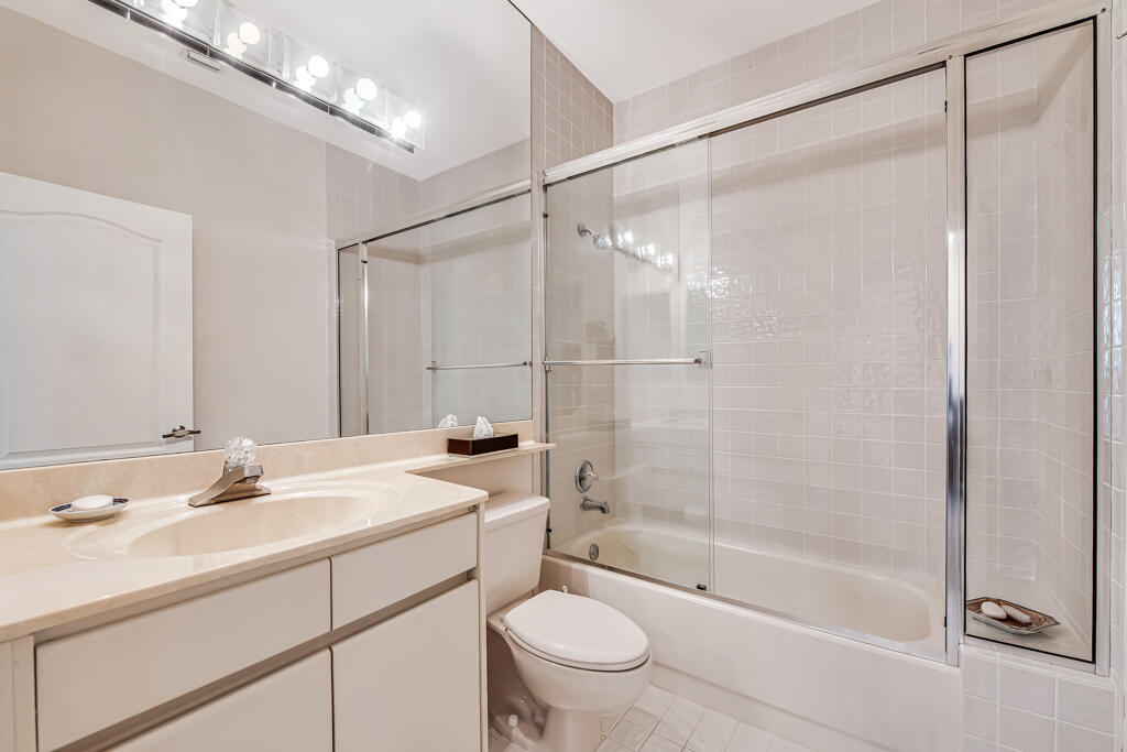 EAGLES LANDING - Residential