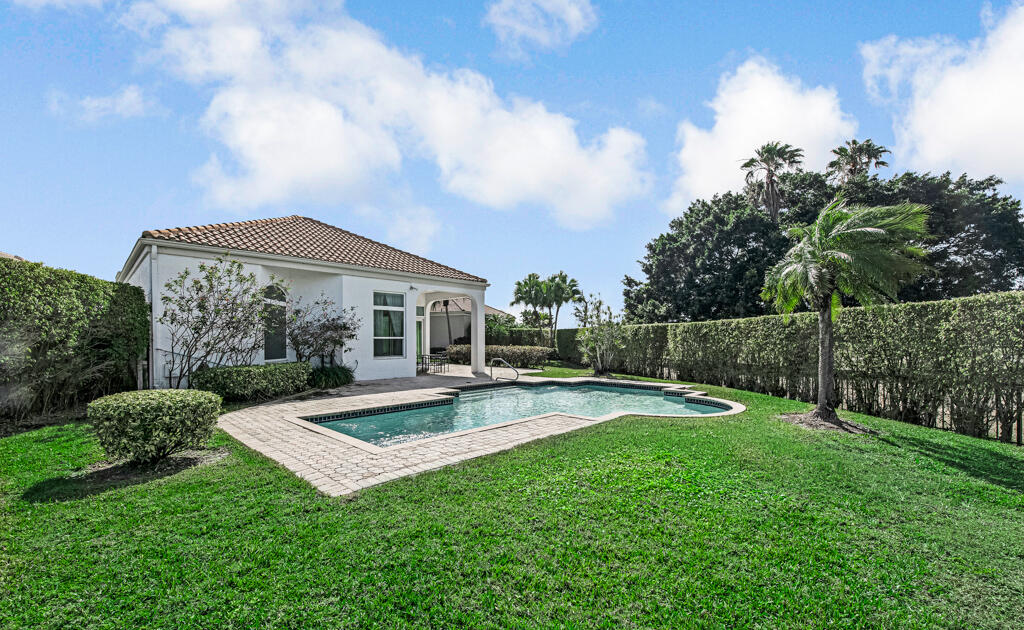 EAGLES LANDING - Residential