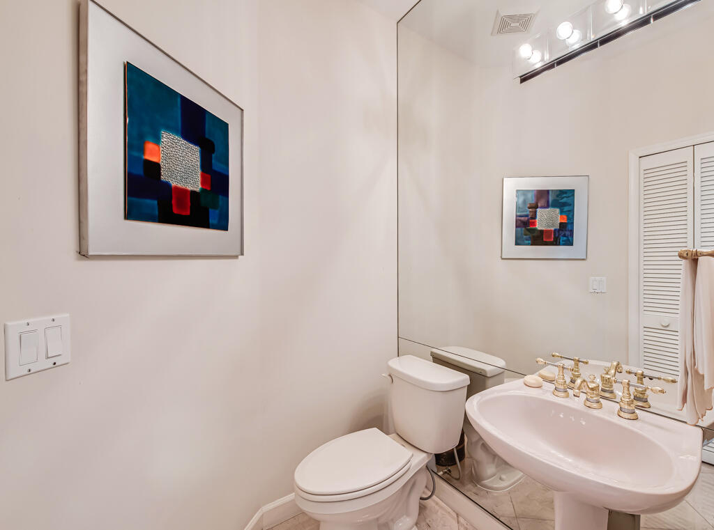 EAGLES LANDING - Residential