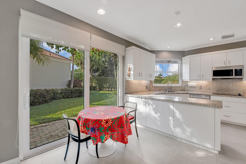 EAGLES LANDING - Residential