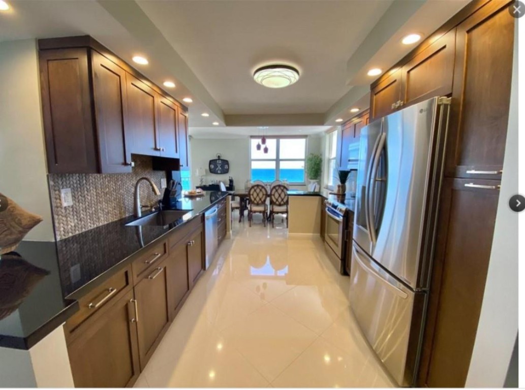 1501 S Ocean Drive 1503