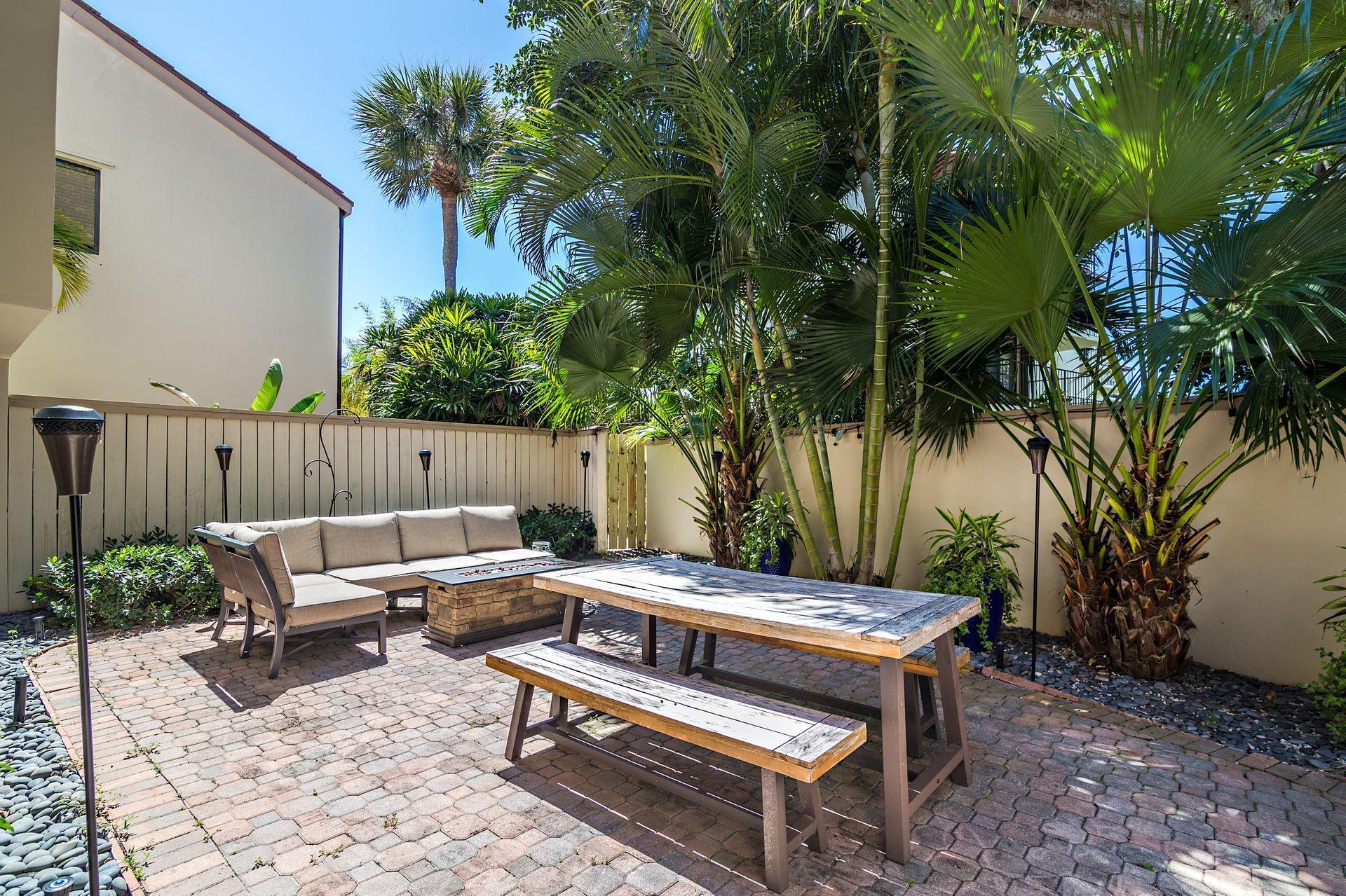 WEXFORD COURT - Residential Lease