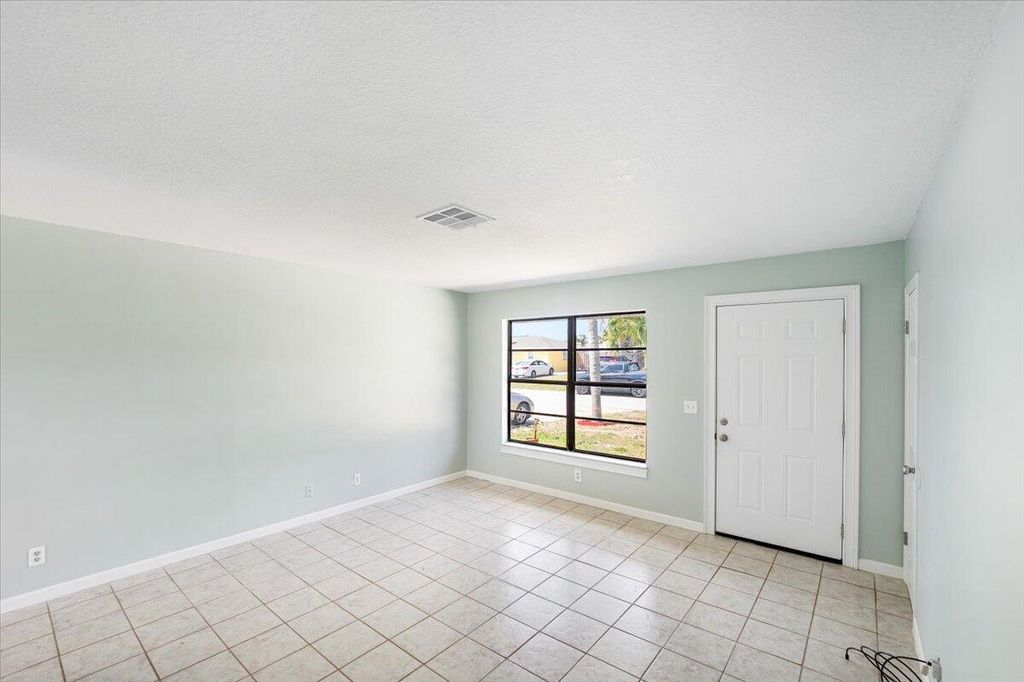 Photo of 8995 SE Sandy Lane, Hobe Sound, FL 33455 (MLS # R11079572)