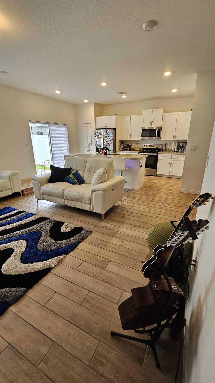 CEDAR AT KEYS GATE - Residential