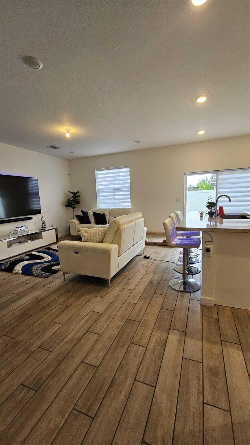 CEDAR AT KEYS GATE - Residential