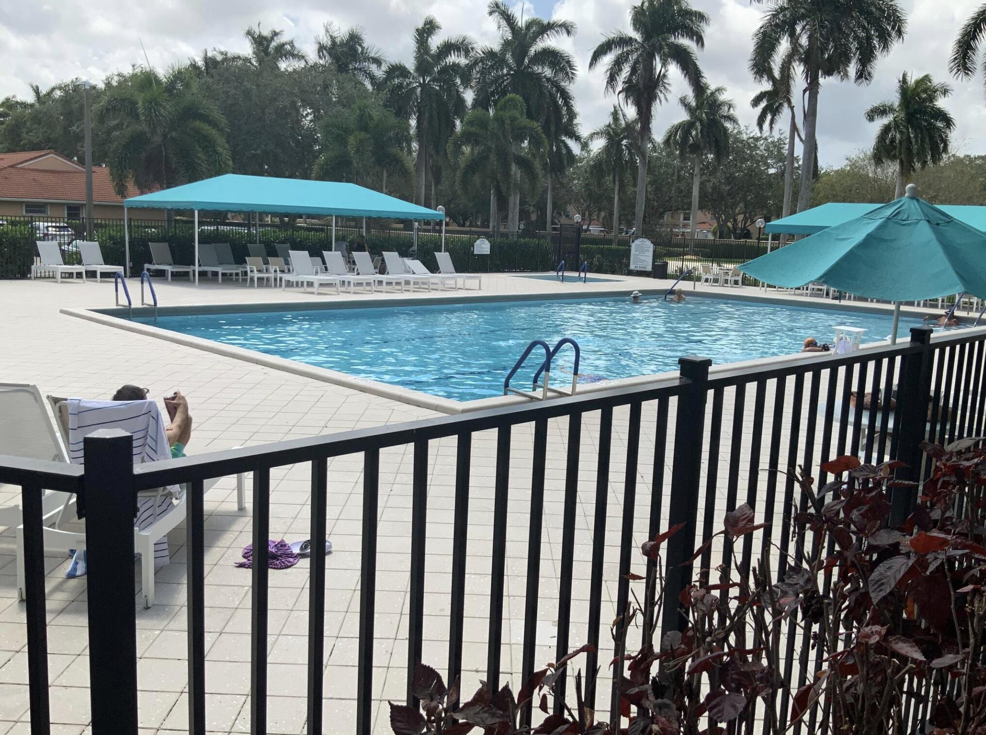 PALM ISLES I, II AND III CONDOS - Residential