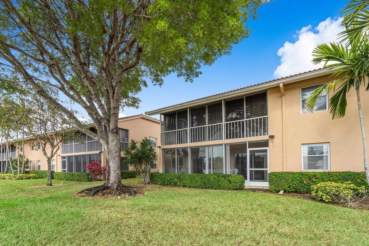 PALM ISLES I, II AND III CONDOS - Residential