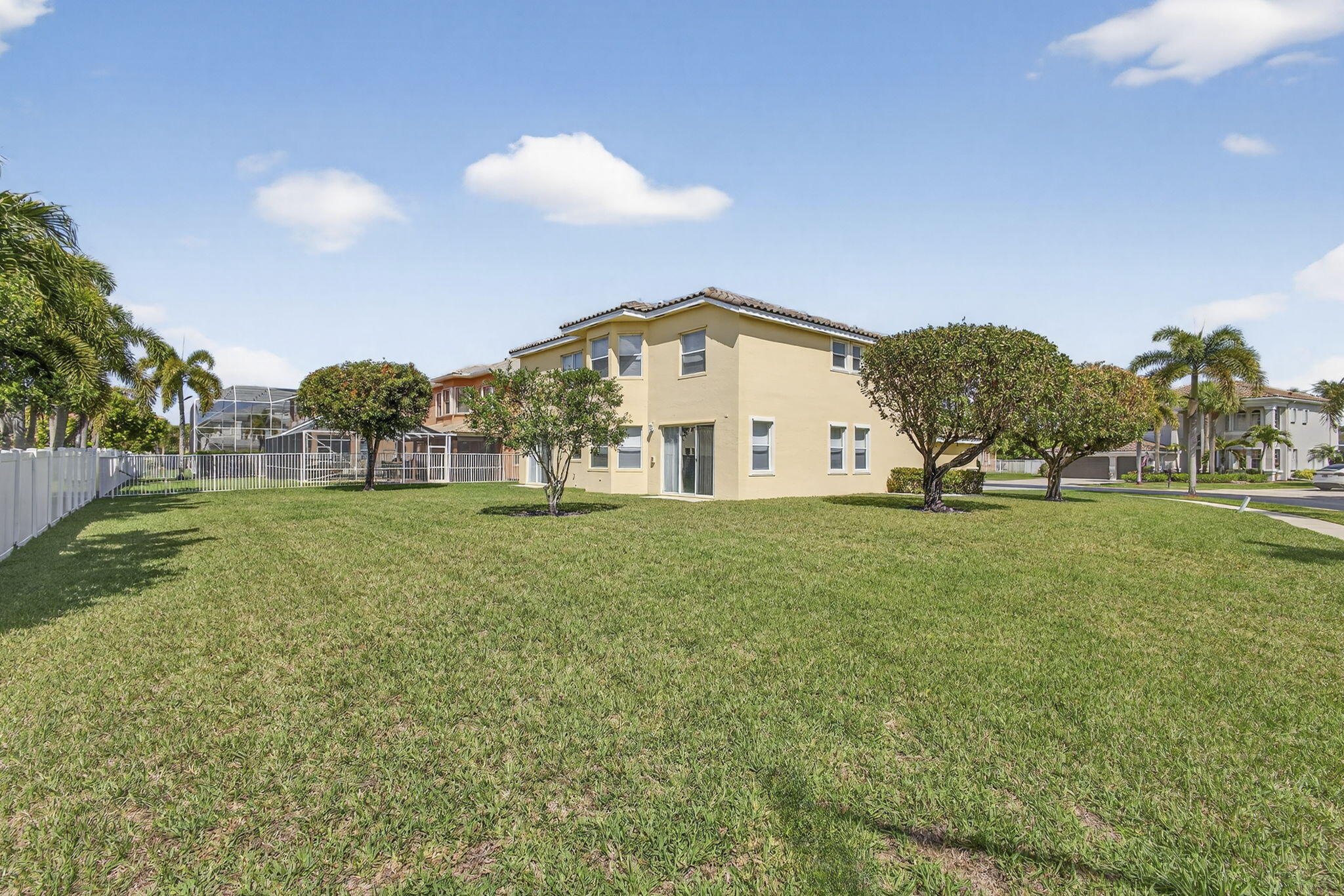 MADISON GREEN 1 PARS F, G AND I - Residential