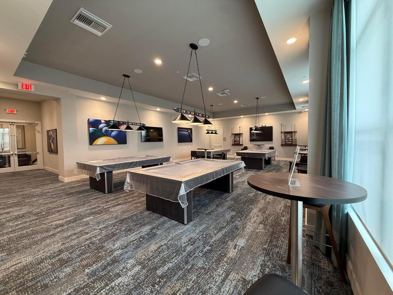 PALM GREENS AT VILLA DEL RAY CONDO II - Residential