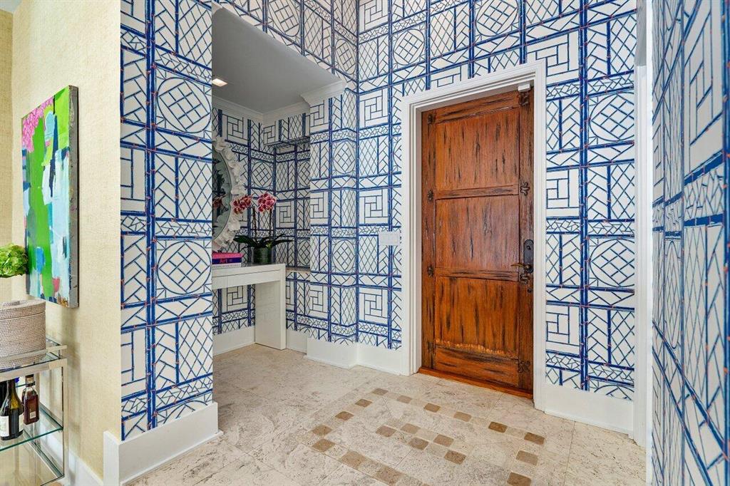 EL ENCANTO - Residential