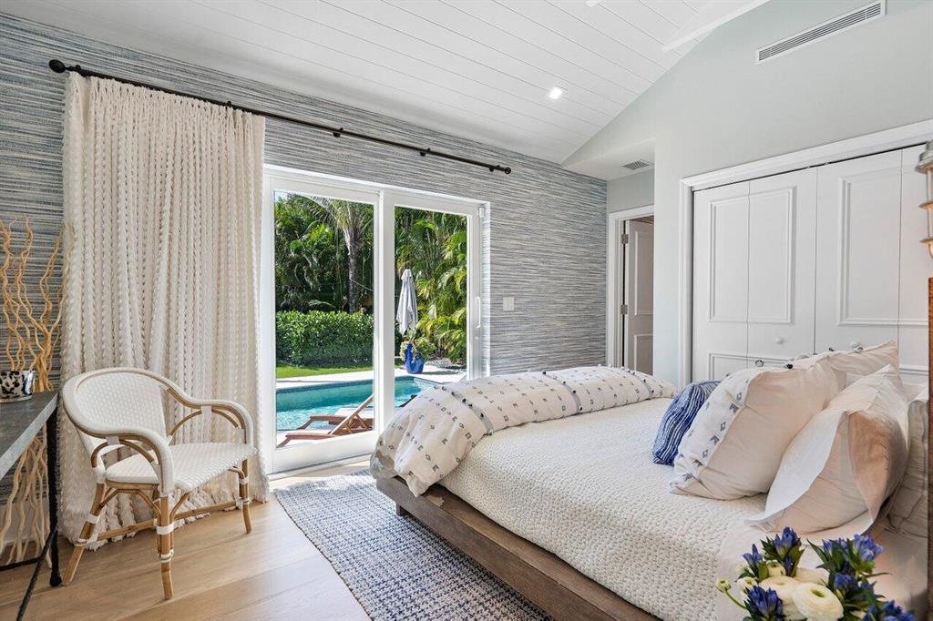 EL ENCANTO - Residential