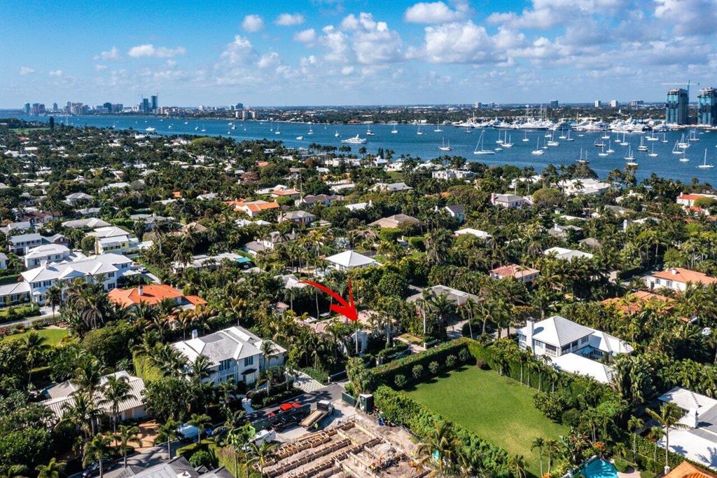 EL ENCANTO - Residential