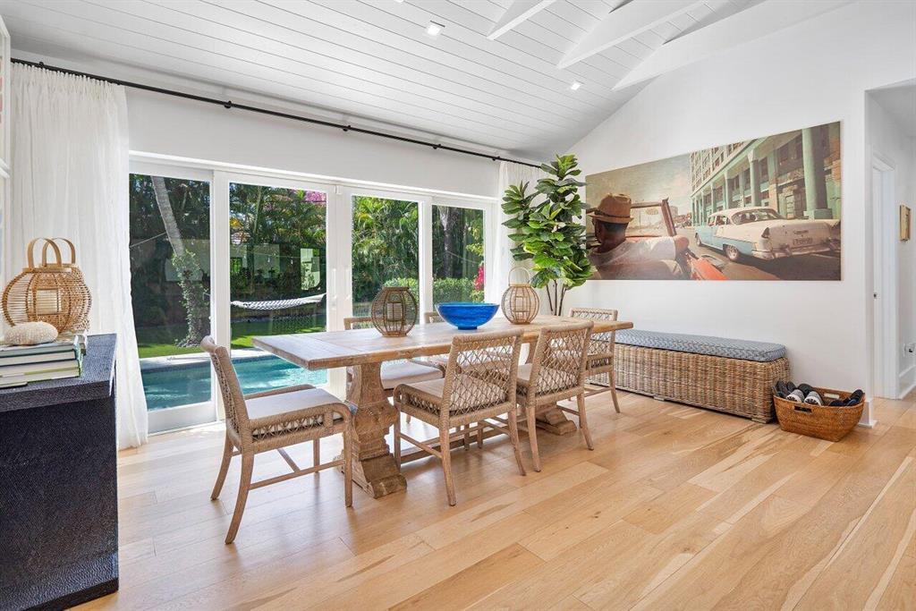 EL ENCANTO - Residential