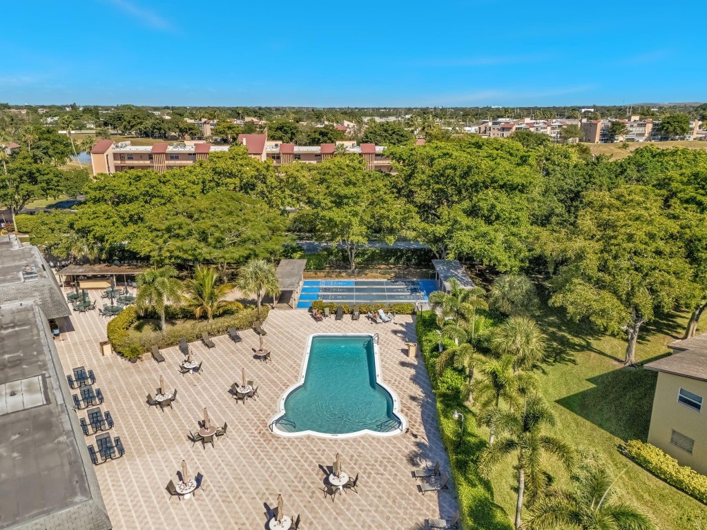 Oriole Gardens Three - Residential