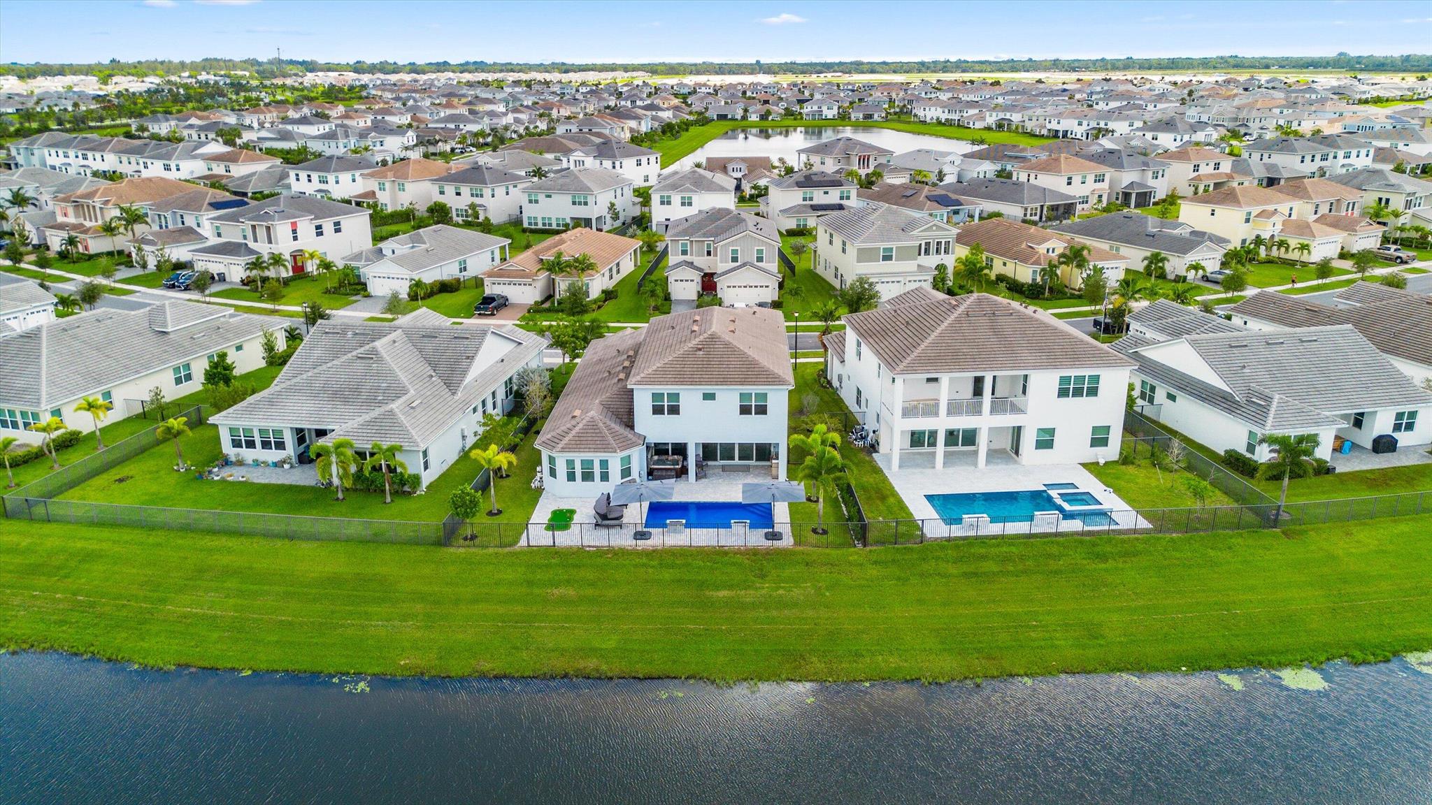 ORCHARDS OF WESTLAKE PHAS - Residential