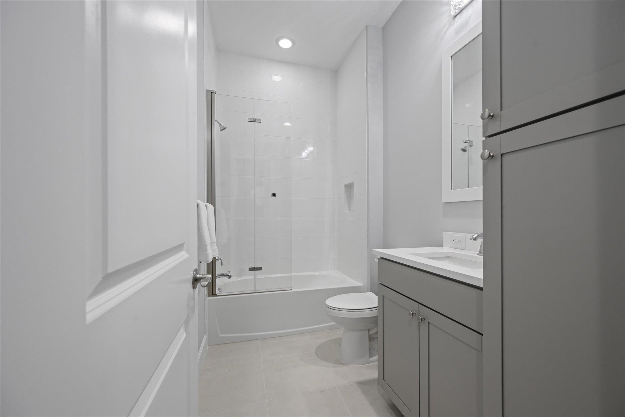 ORCHARDS OF WESTLAKE PHAS - Residential