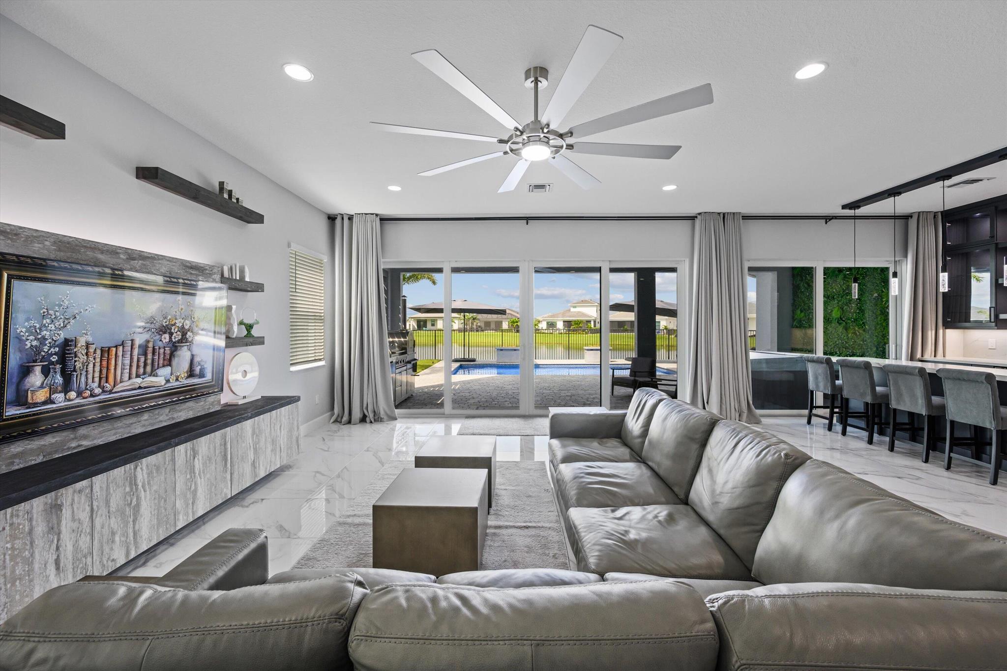 ORCHARDS OF WESTLAKE PHAS - Residential