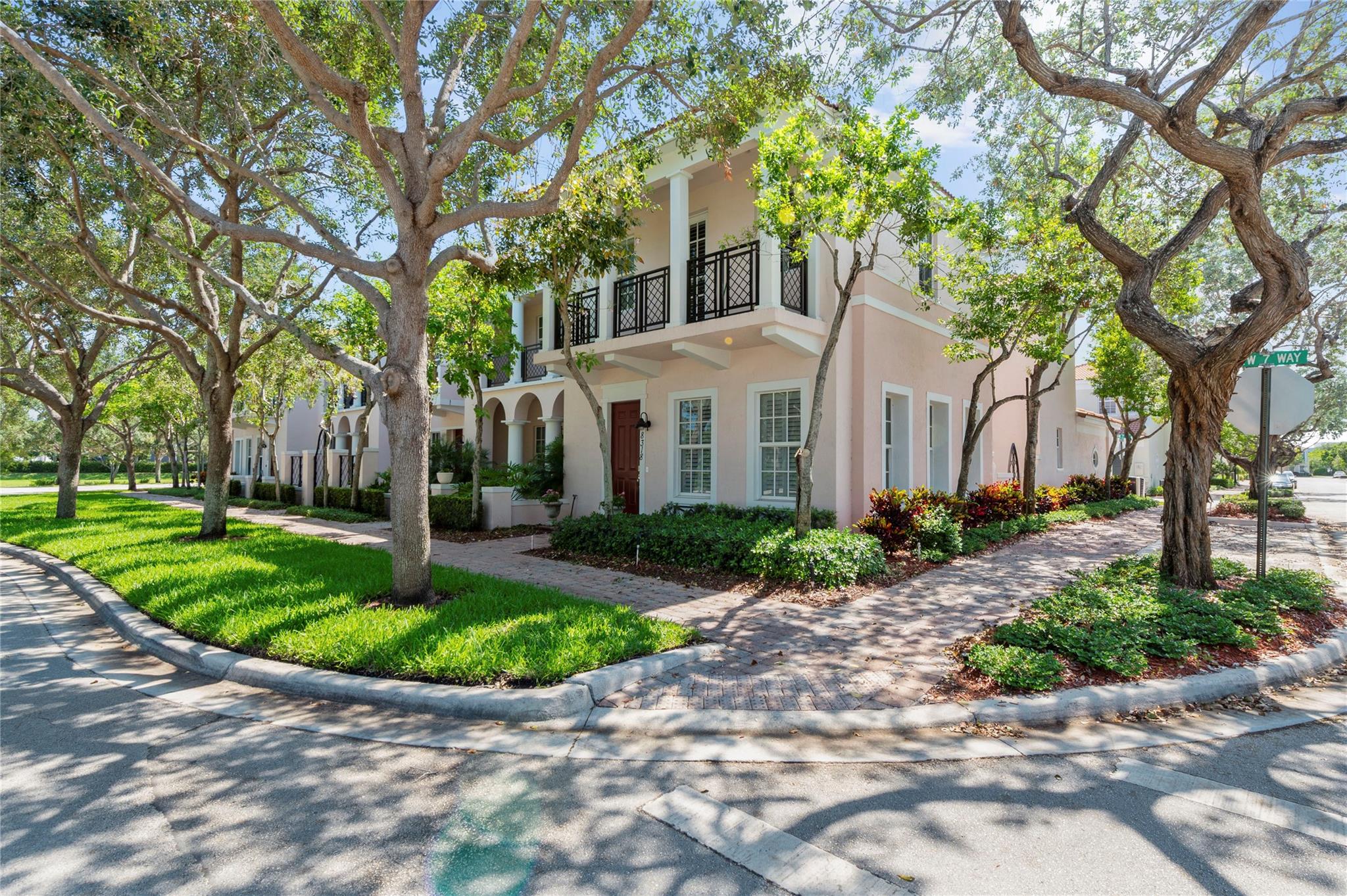 8318 NW 7th Ct 8318