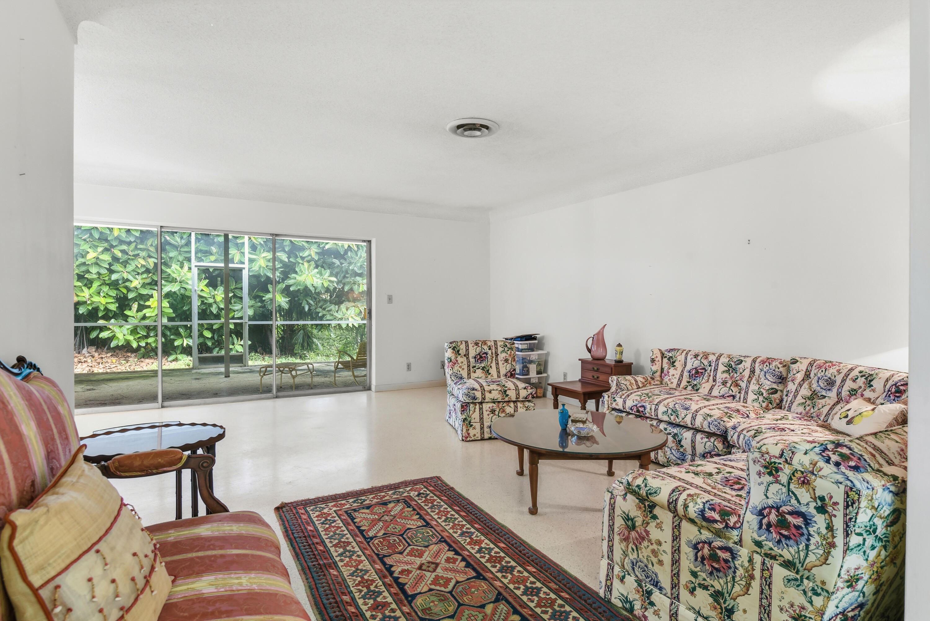 91 SW 11th Avenue