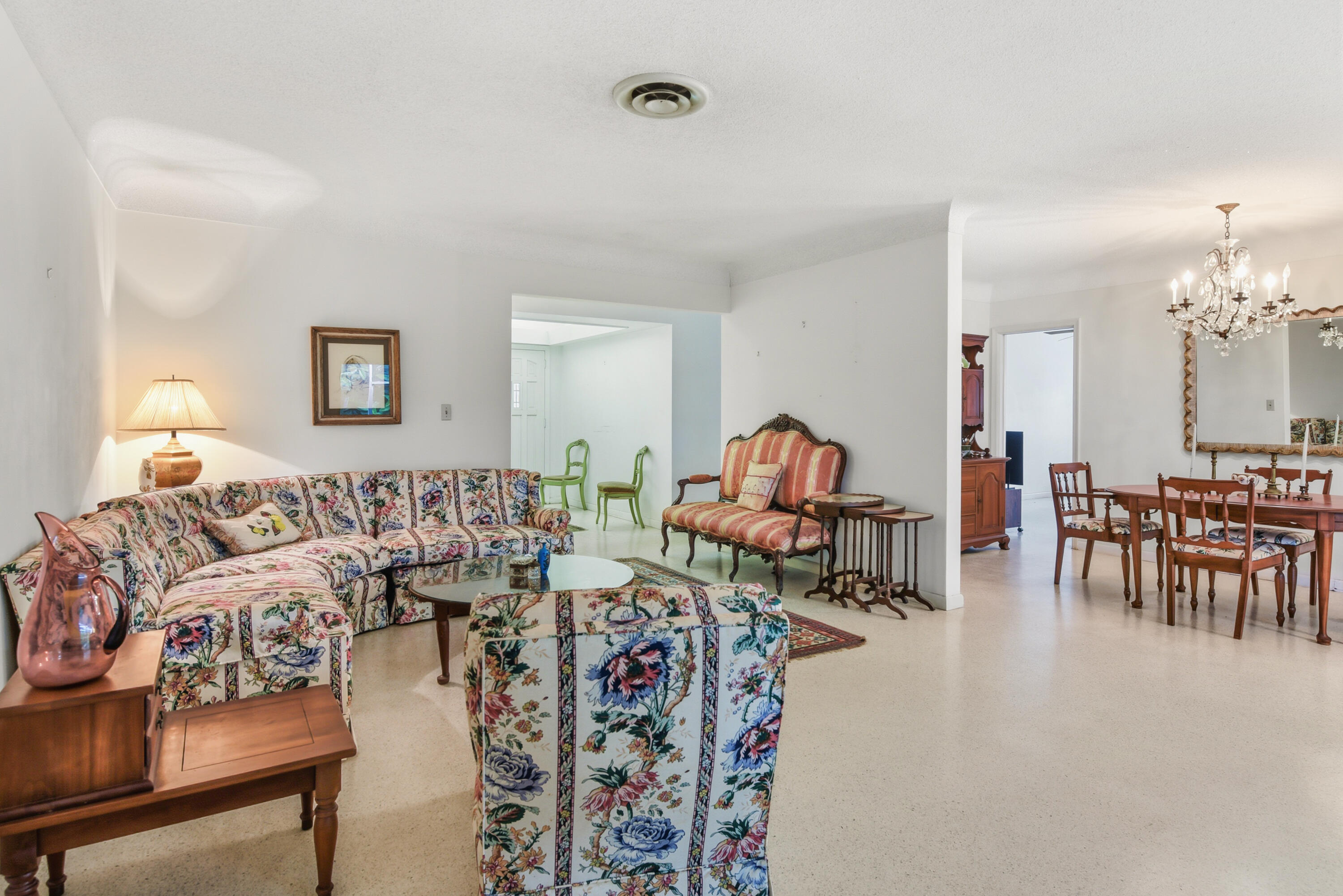 91 SW 11th Avenue
