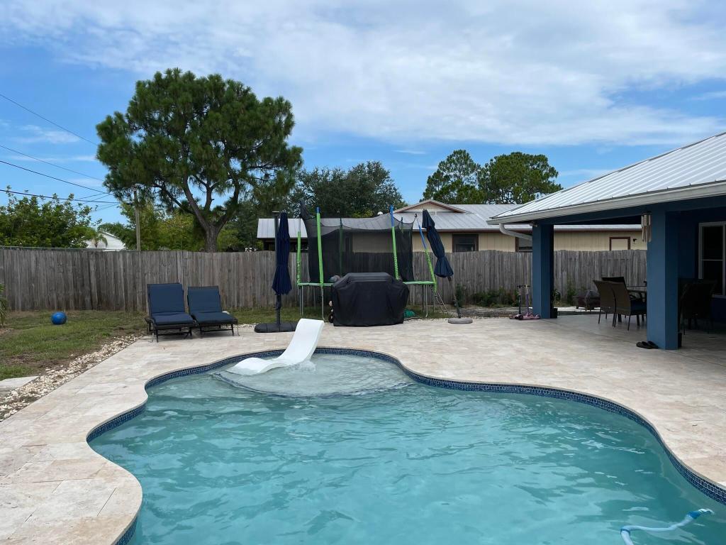 PORT ST LUCIE SEC16 - Residential Lease