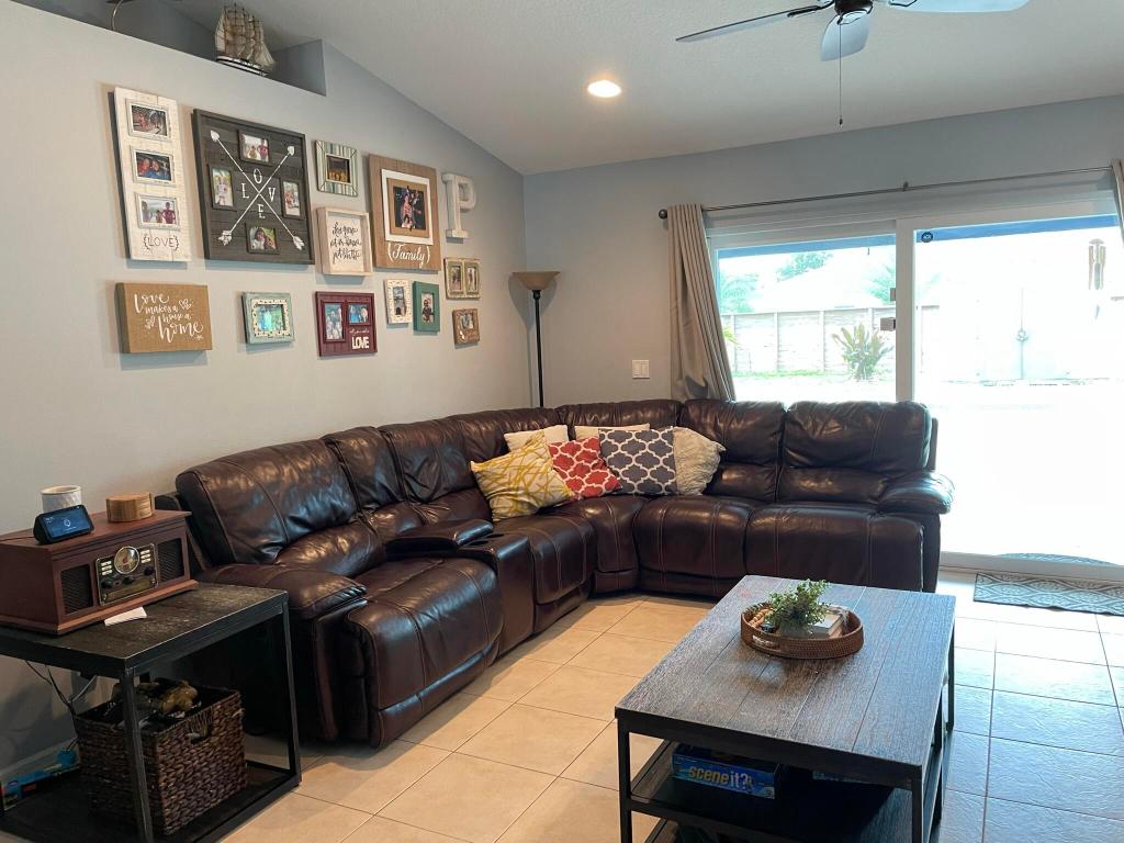 PORT ST LUCIE SEC16 - Residential Lease