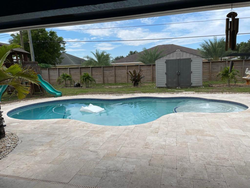 PORT ST LUCIE SEC16 - Residential Lease