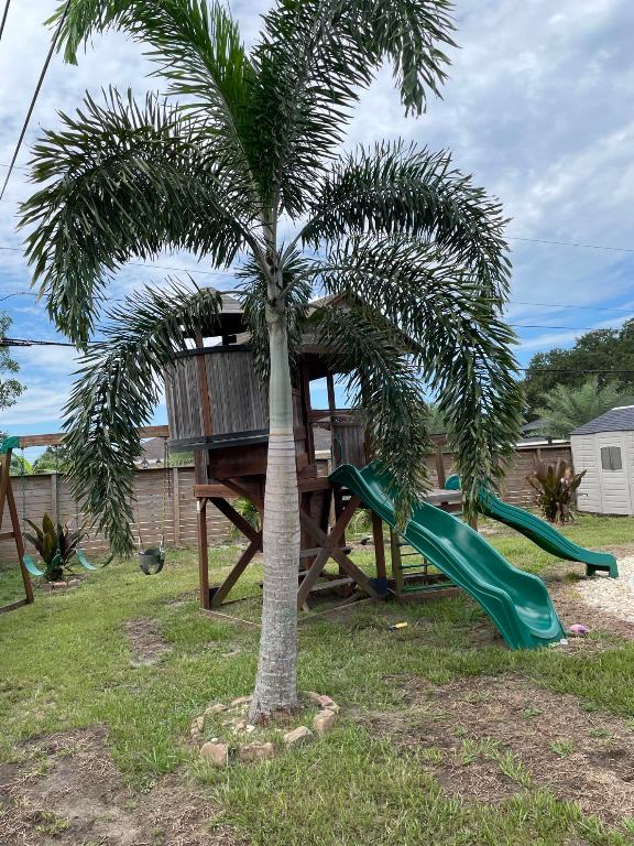 PORT ST LUCIE SEC16 - Residential Lease