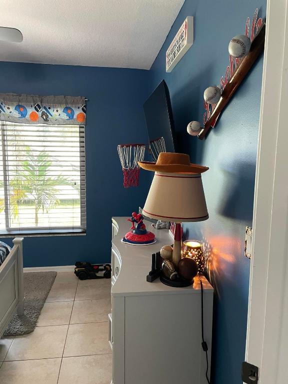 PORT ST LUCIE SEC16 - Residential Lease