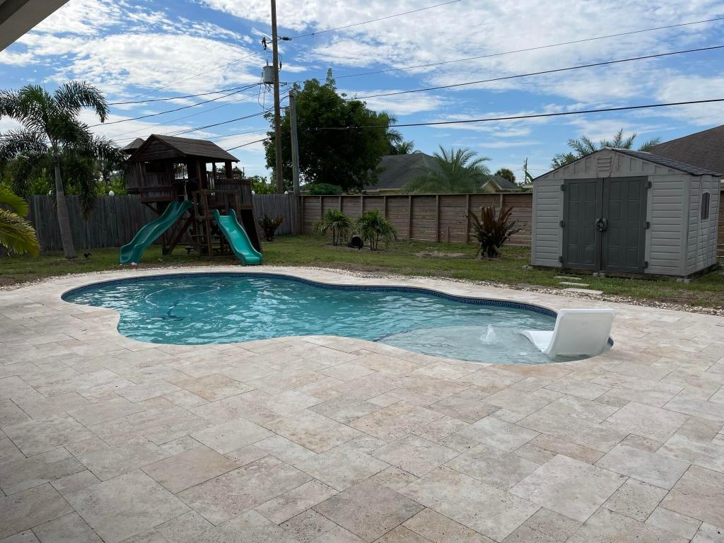PORT ST LUCIE SEC16 - Residential Lease