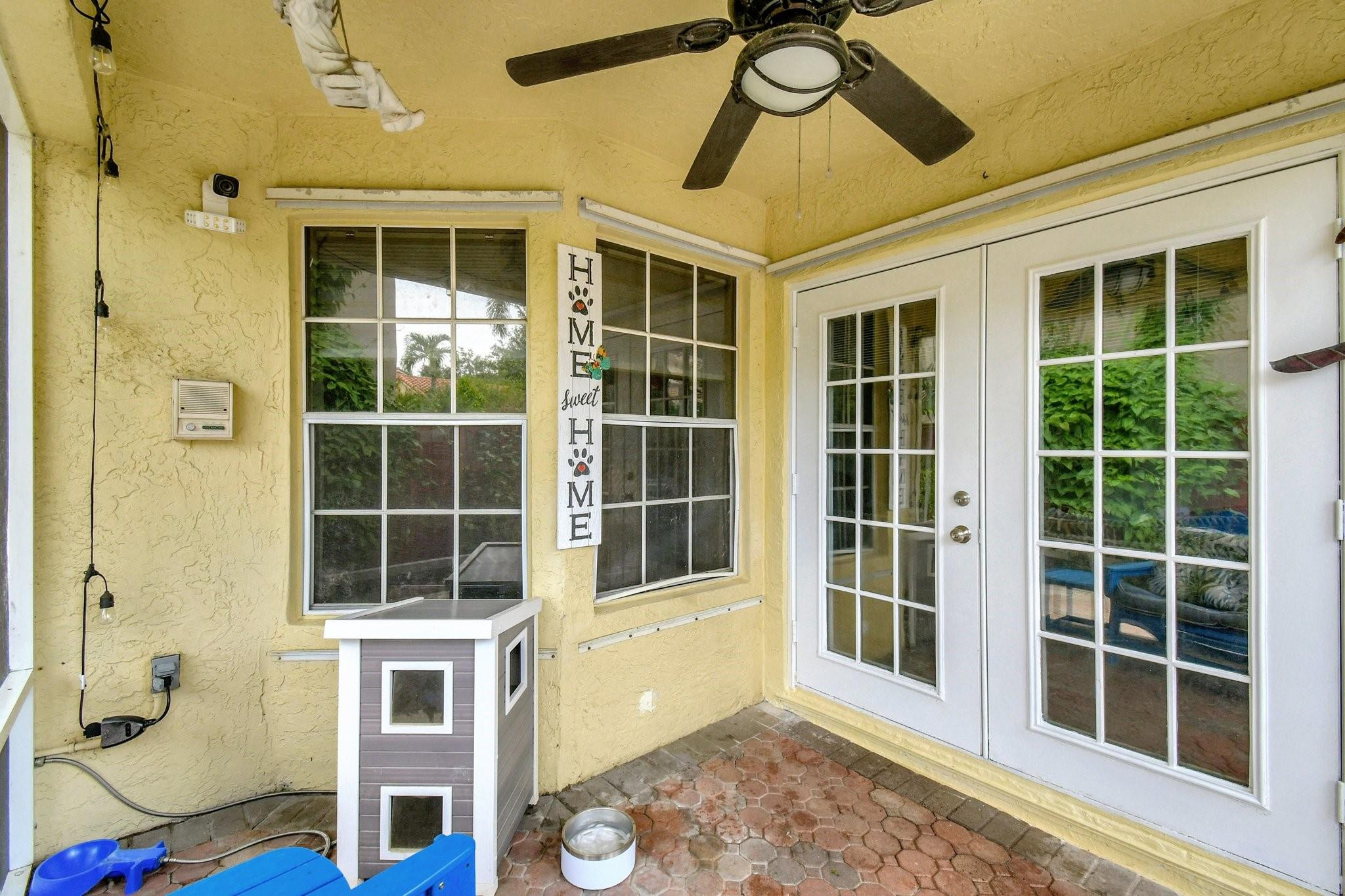 Embassy Lakes - Residential