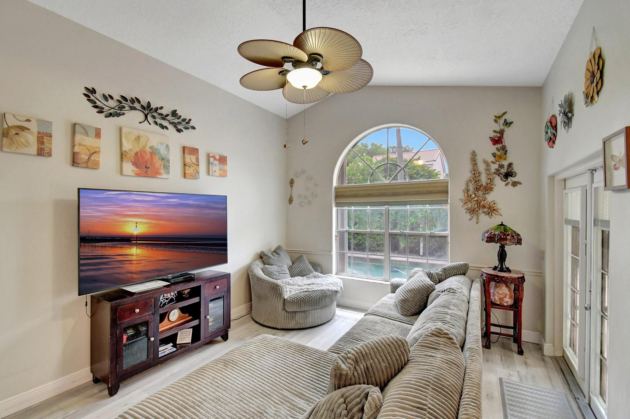 Embassy Lakes - Residential