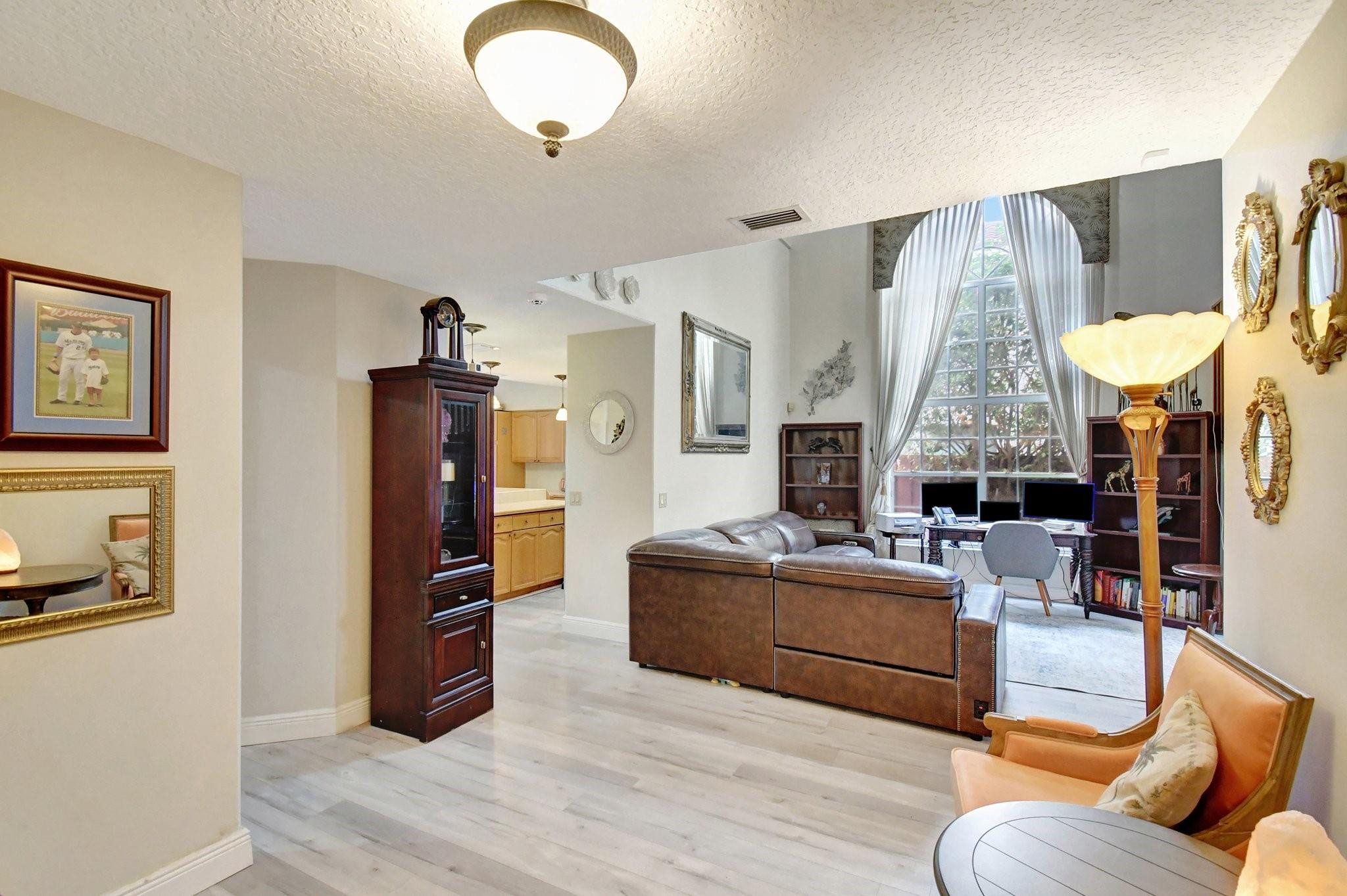 Embassy Lakes - Residential