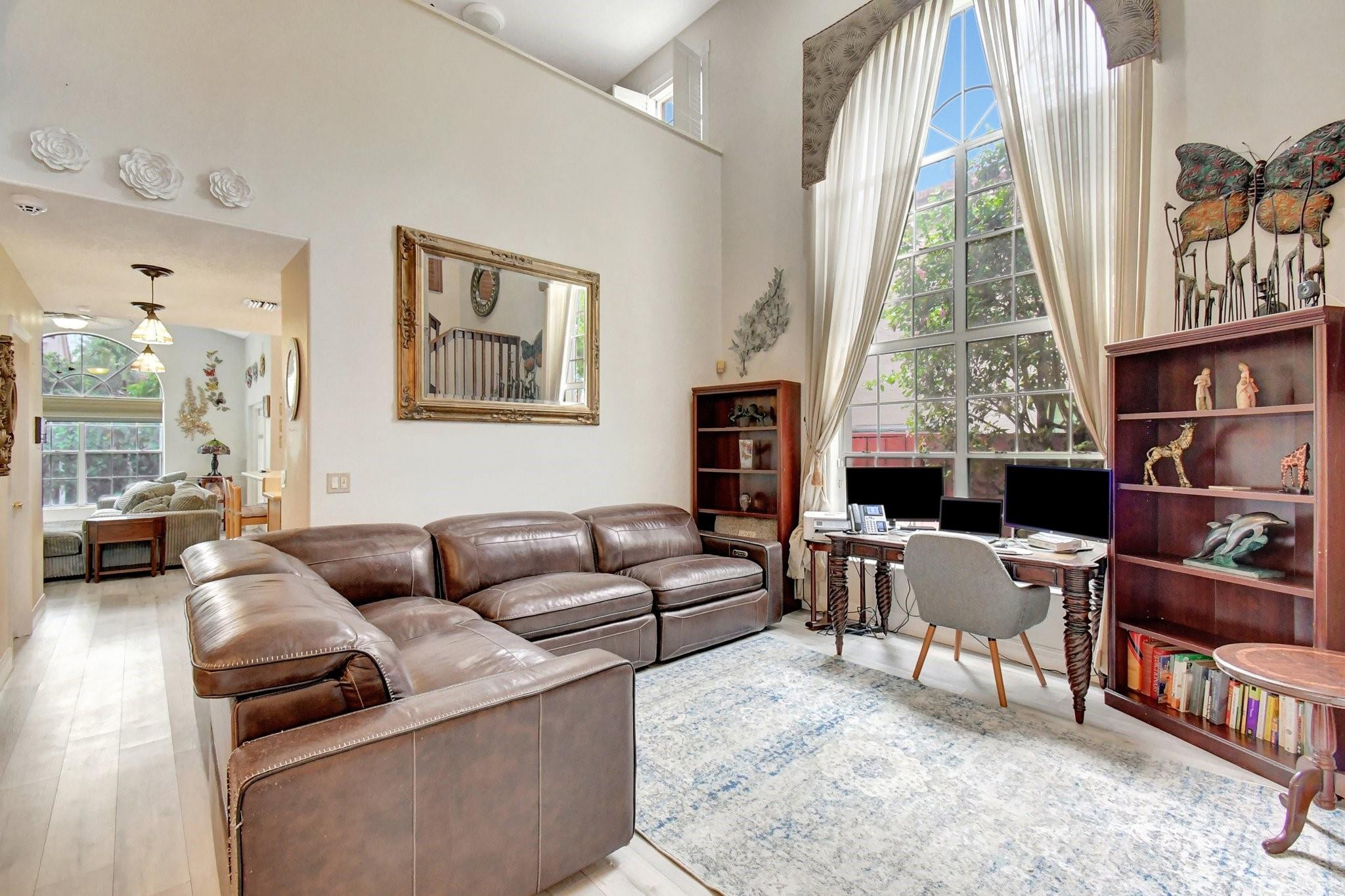 Embassy Lakes - Residential