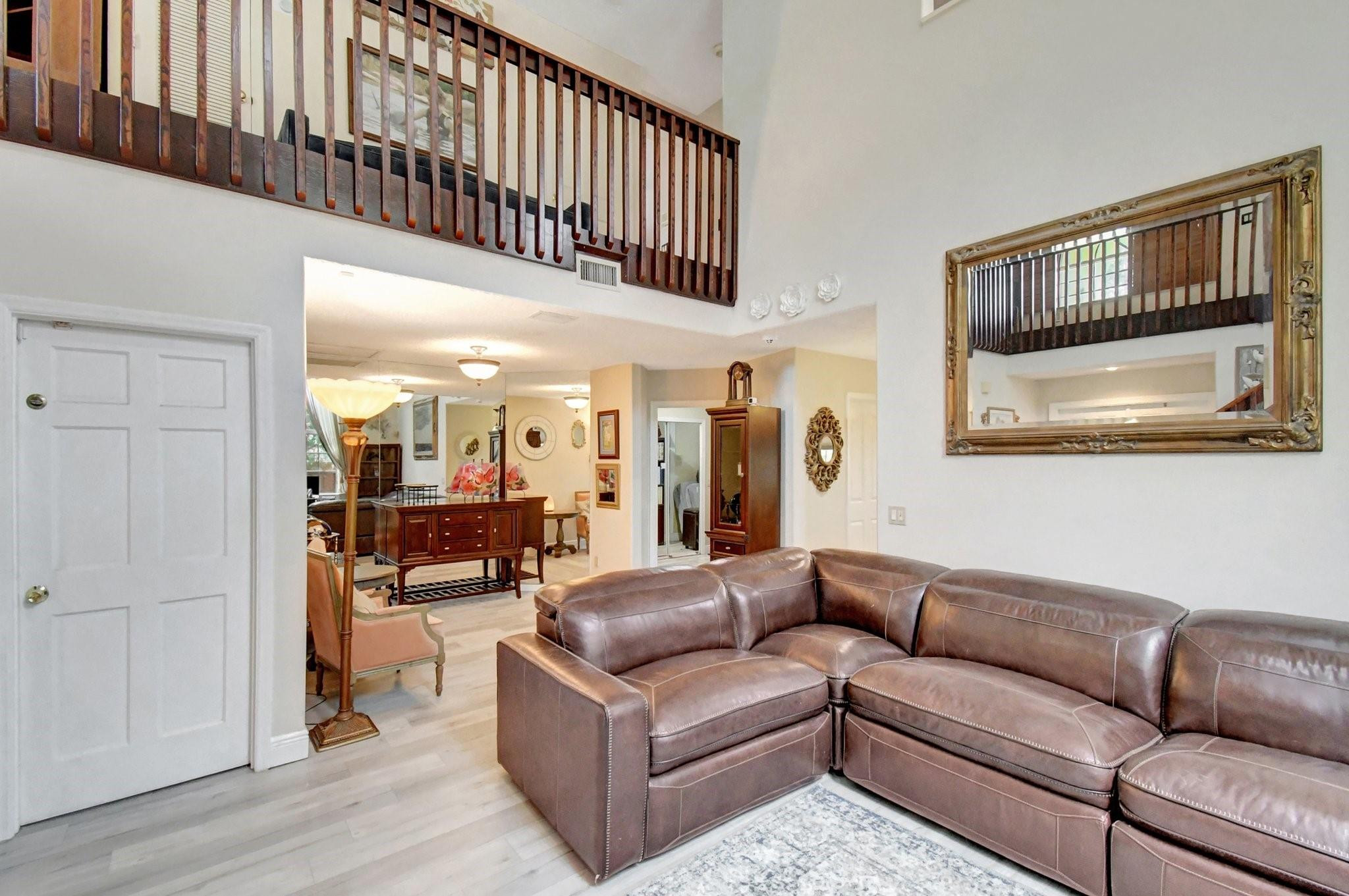 Embassy Lakes - Residential