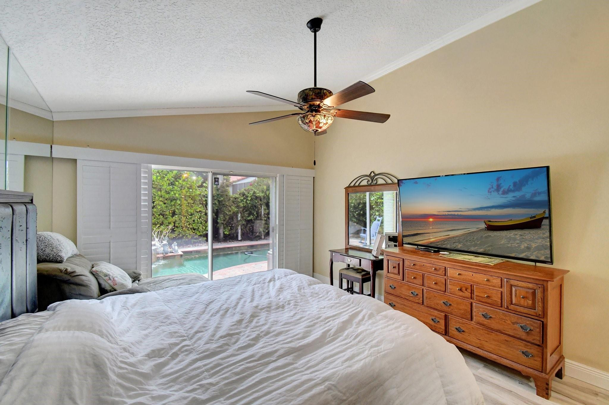 Embassy Lakes - Residential