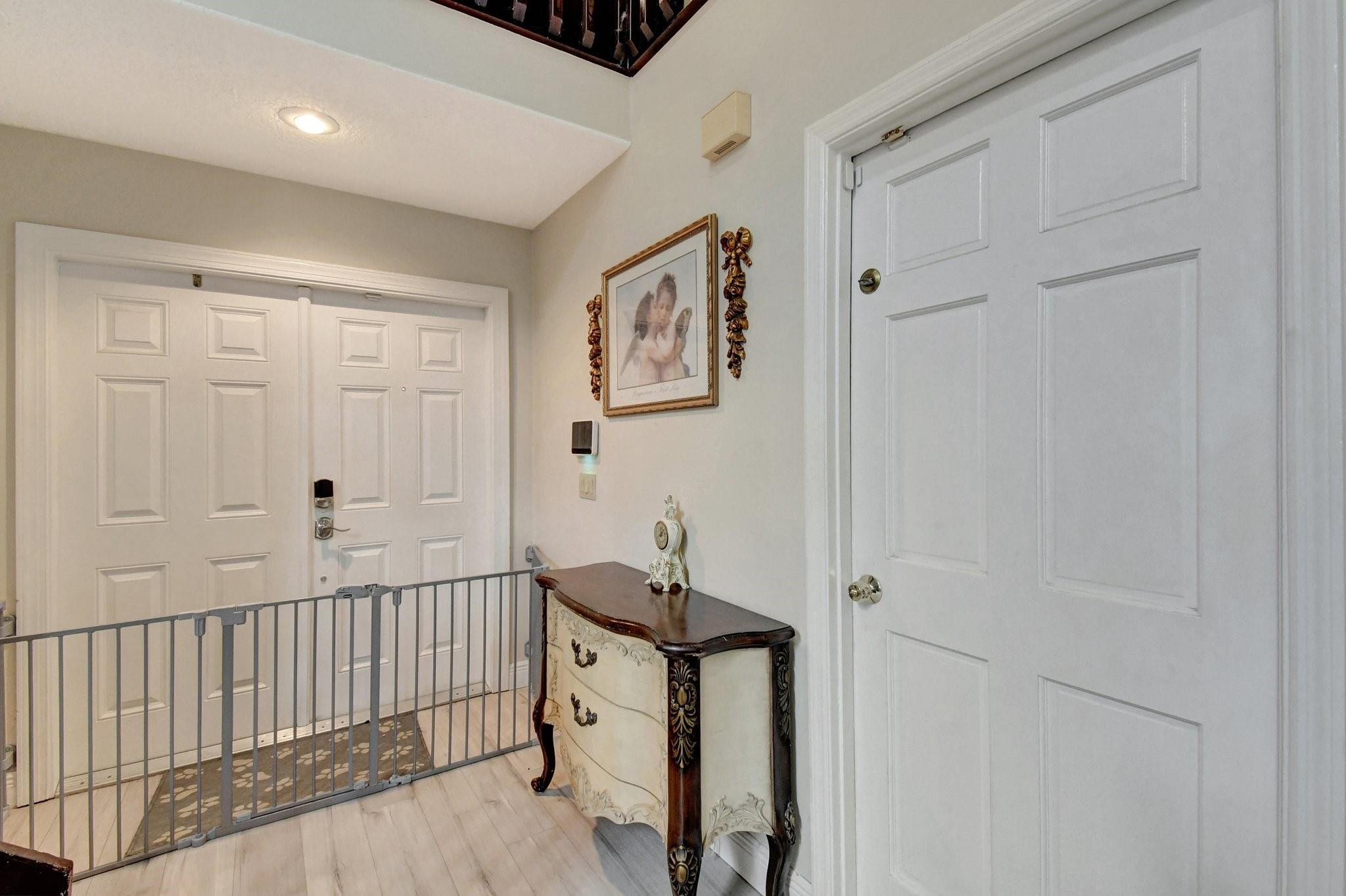 Embassy Lakes - Residential