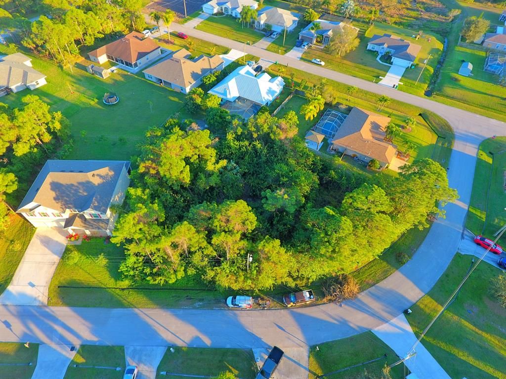 Photo of 5537 NW Burgin Street, Port Saint Lucie, FL 34986 (MLS # R10779667)