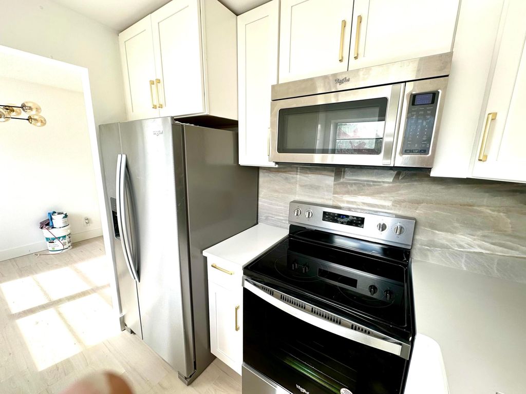 Photo of 121 Sheffield F, West Palm Beach, FL 33417 (MLS # R11169793)