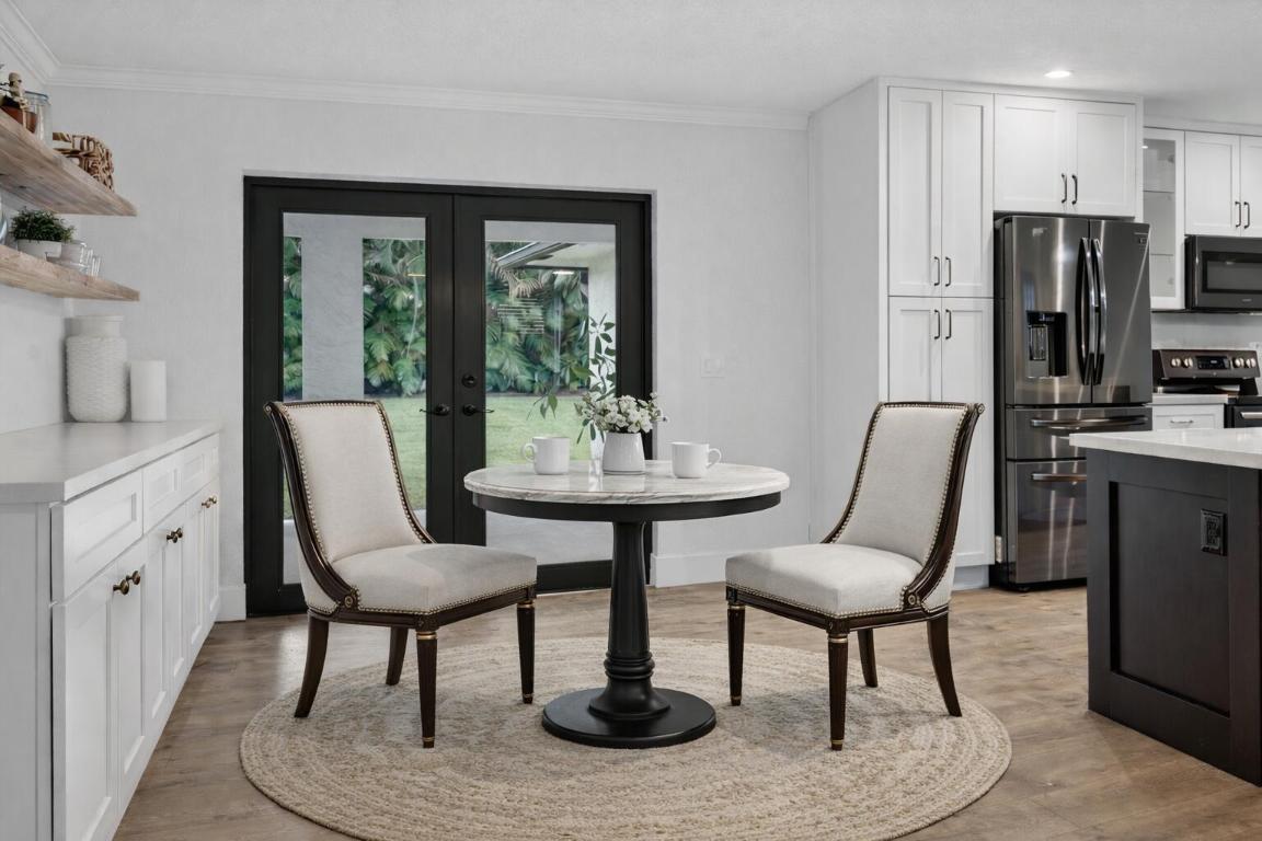 PINEAPPLE PARK - Residential