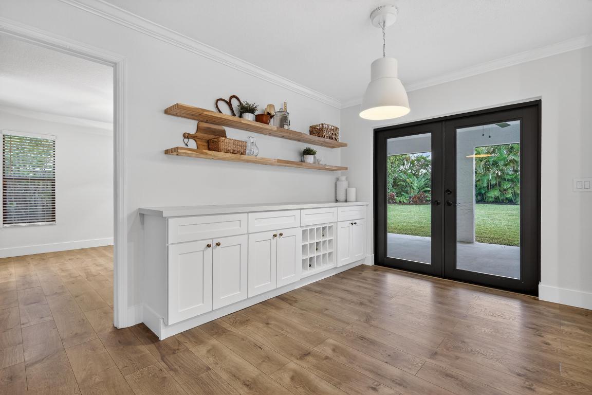 PINEAPPLE PARK - Residential