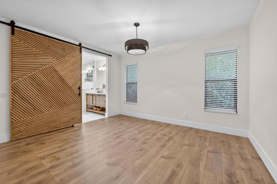 PINEAPPLE PARK - Residential