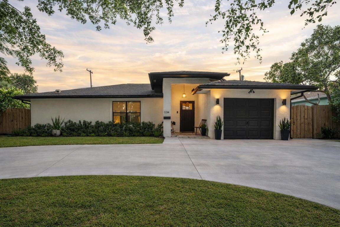 PINEAPPLE PARK - Residential