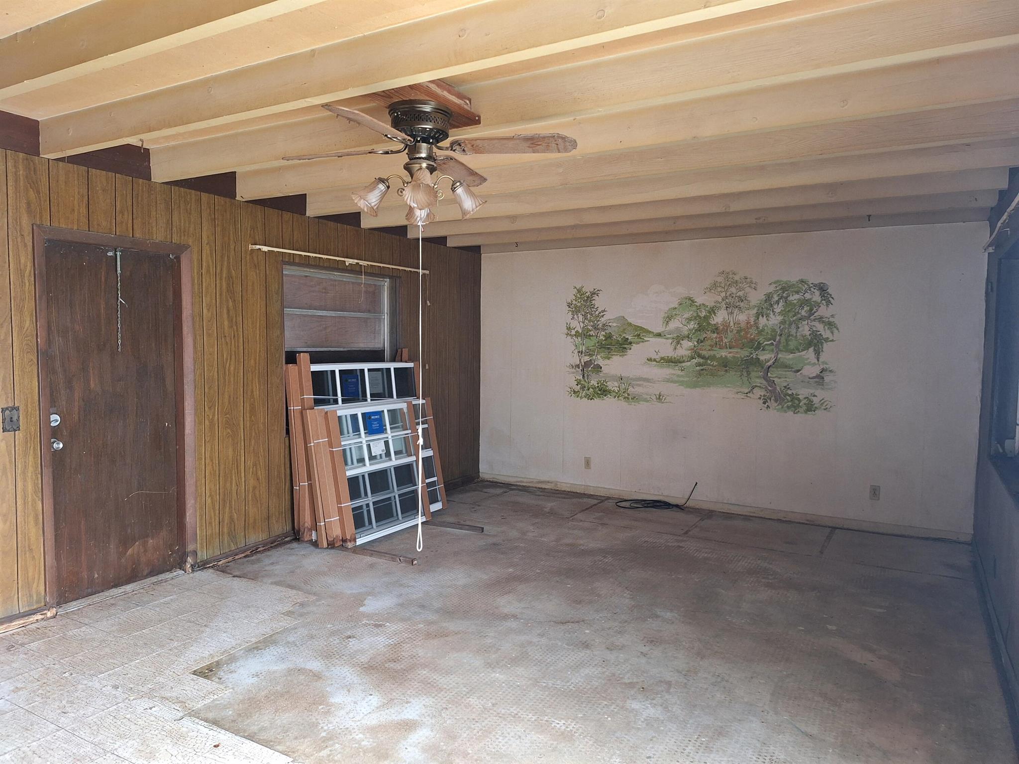 Cresthaven of Palm Beach - Residential