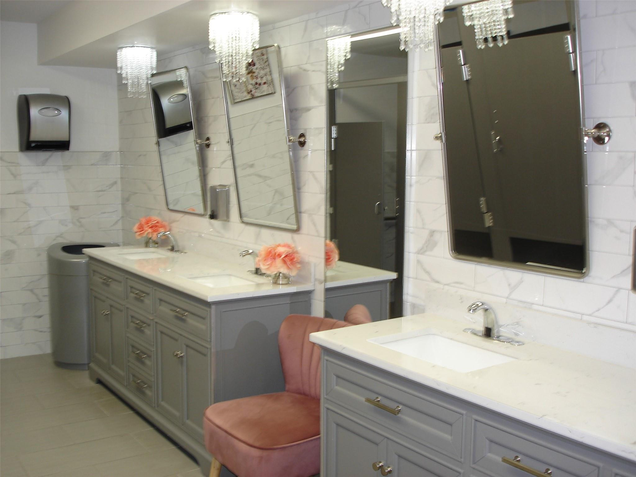 SUNRISE LAKES PH 4 - Residential