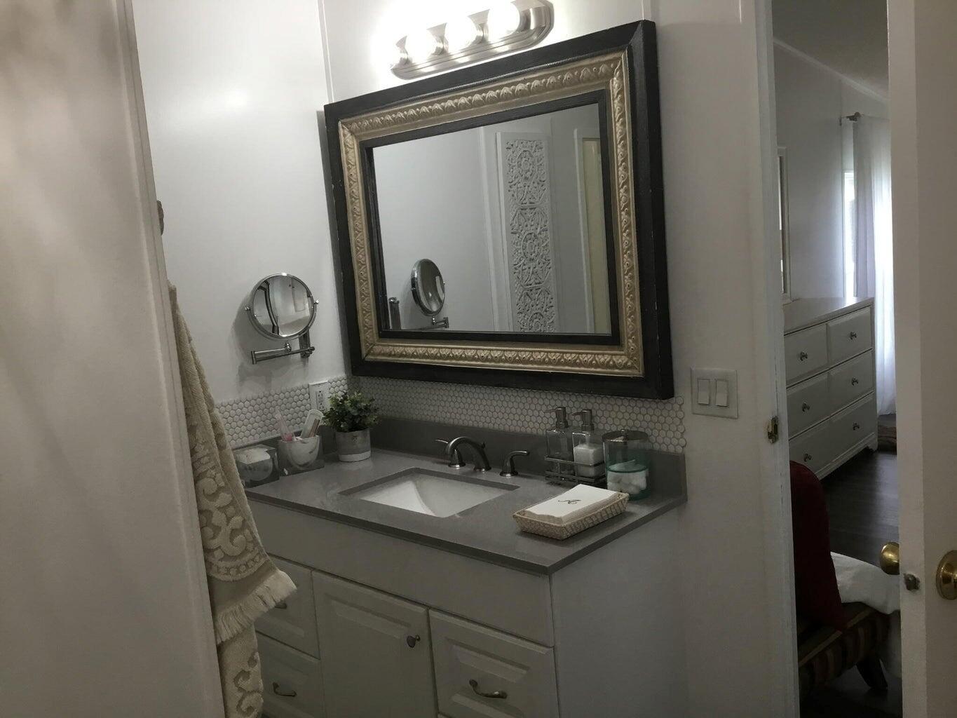 Spanish Lakes - Residential Lease