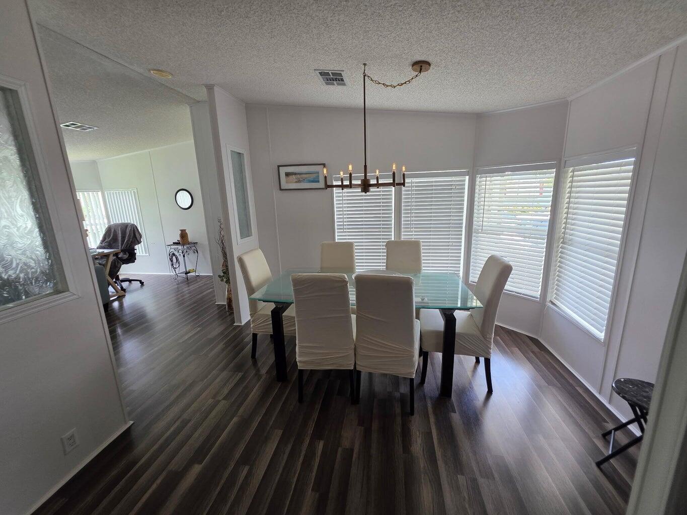 Spanish Lakes - Residential Lease