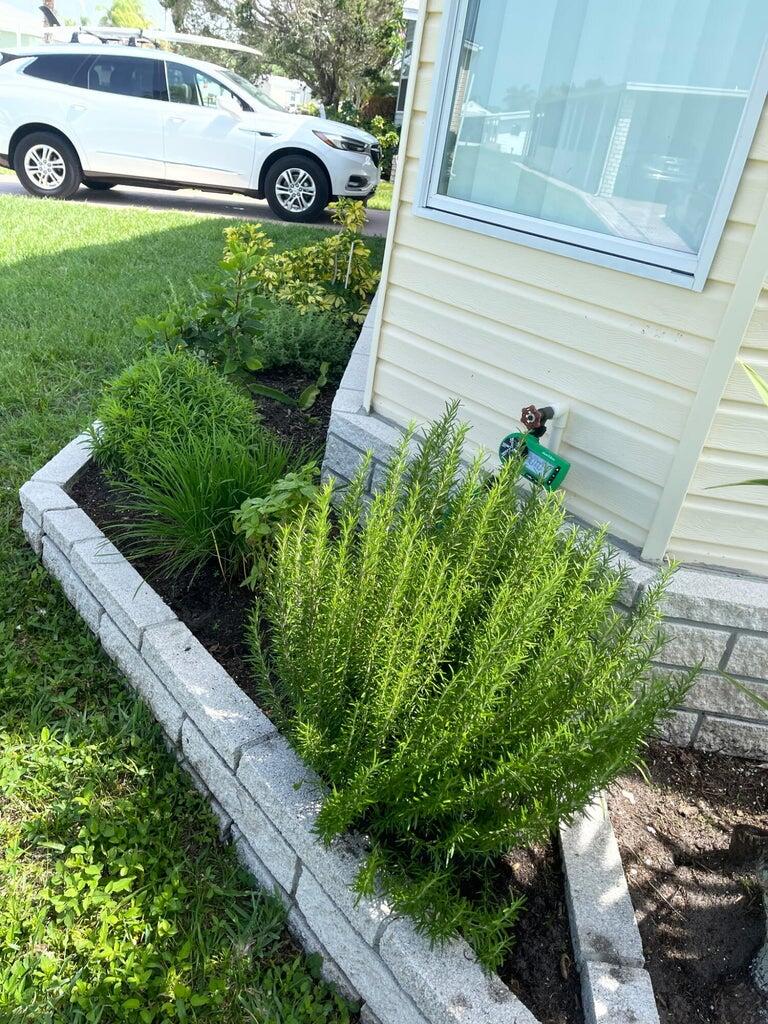 Spanish Lakes - Residential Lease