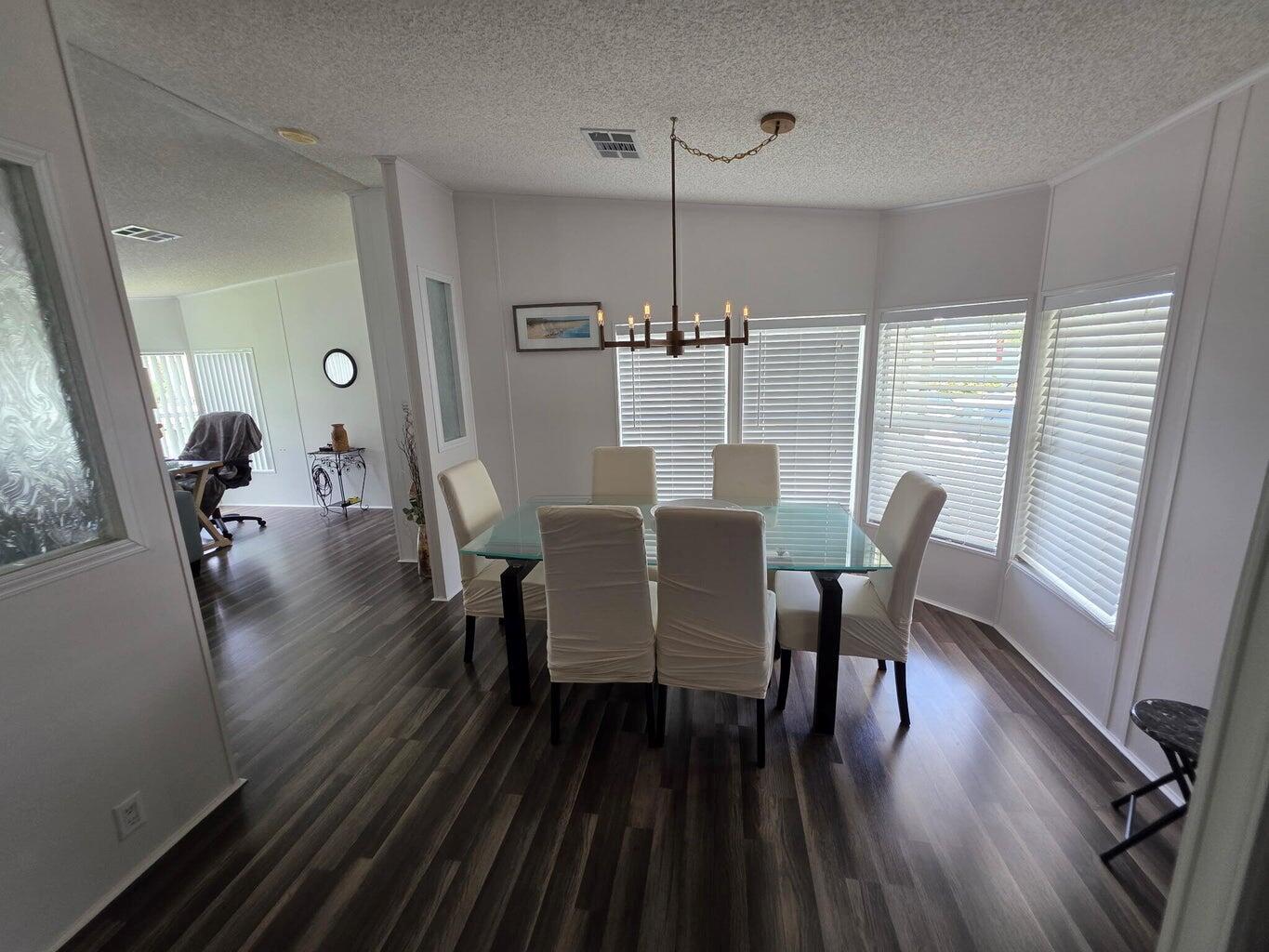 Spanish Lakes - Residential Lease