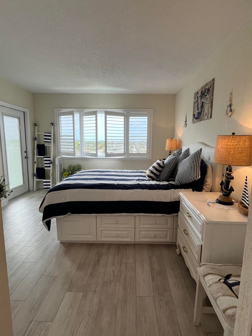 Photo of 629 SE 19th Avenue #703, Deerfield Beach, FL 33441 (MLS # B26016831)